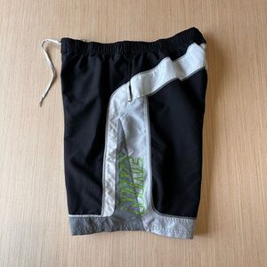 Nike Men's Black & Gray Unlined Swim Trunks Board Shorts